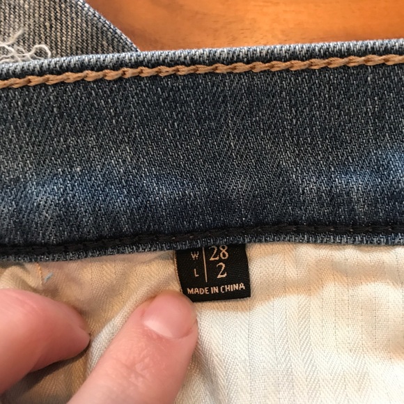 A&F shorts - Picture 3 of 4